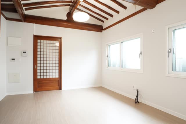 대명동 한옥주택 25평 거실 11